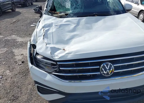 2024 Volkswagen Tiguan 2.0T Se/2.0T Wolfsburg Edition из США, поврежденный, VIN 3VV2B7AX9RM040614